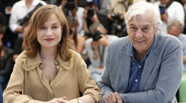 Cannes France 21 05 2016 - Dutch director Paul Verhoeven R and French actress Isabelle Huppert L pose during the photocall for Elle at the 69th annual Cannes Film Festival in Cannes France 21 May 2016 The movie is presented in the Official Competition of the festival which runs from 11 to 22 May Cine Francia EFE EPA JULIEN WARNAND