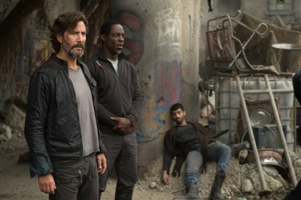 the-100-season-3-echoes-images-1