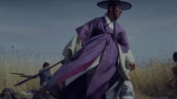 ancient-korean-warriors-battle-the-undead-in-this-epic-new-zombie-series-kingdom-social-1