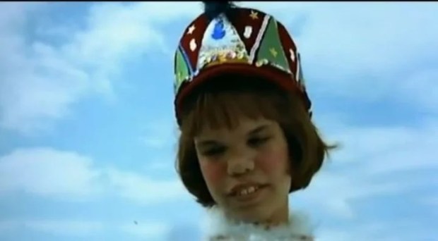 SJlHNVcR7l_720x0 (1)