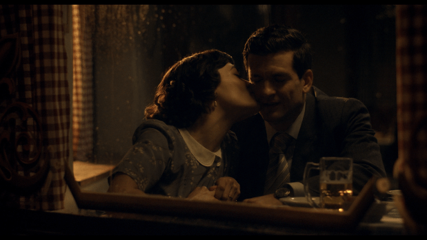 ALGOCONUNAMUJER_HQ_25FPS_ST.mov.01_01_55_21.Imagen fija001