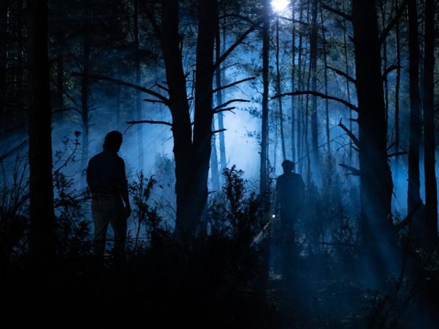 z26000661IBG,Kadr-z-serialu--W-glebi-lasu--na-podstawie-krymina